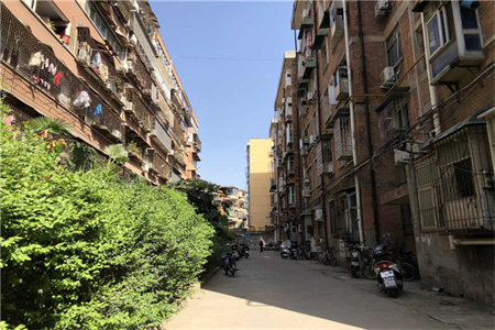 山水人家4室2厅2卫116万150.78m2出售分期低费用